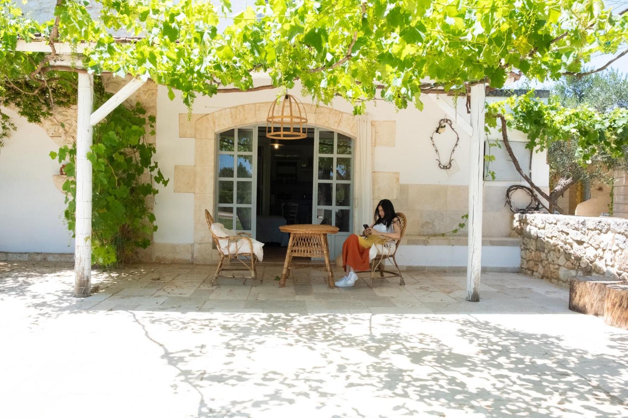 Agriturismo Masseria Carrone Каровиньо Экстерьер фото